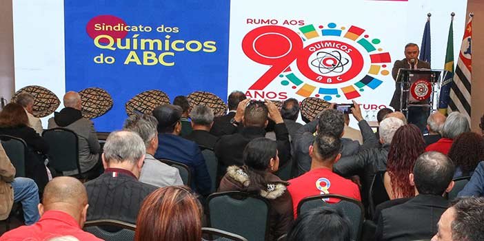   Químicos do ABC lançam projeto “Rumo aos 90 Anos”