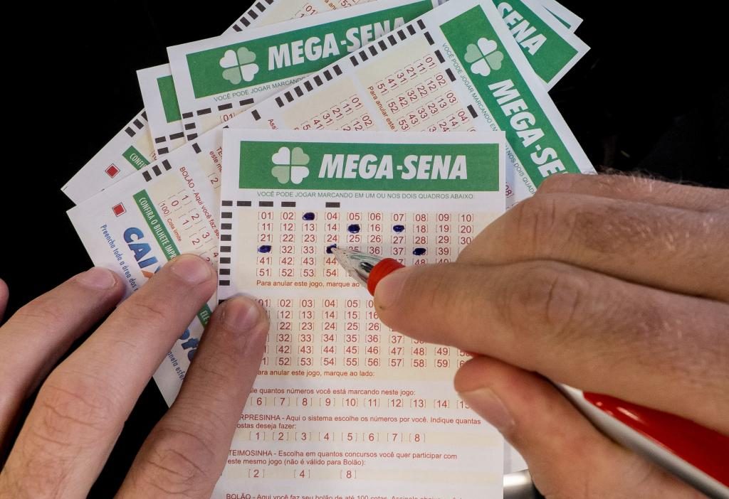 Mega-Sena acumula novamente e prêmio vai a R$ 72 milhões