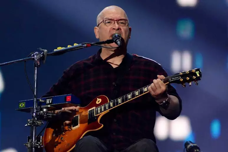 Herbert Viana. cantor e compositor brasileiro