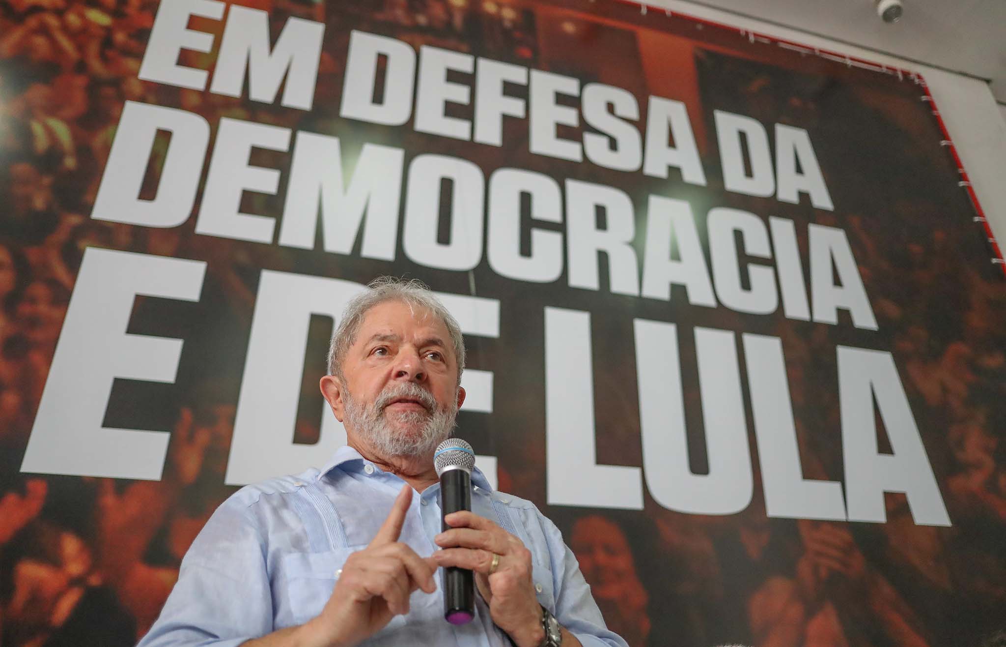 Lula em reunião ampliada da Comissão Executiva Nacional do PT