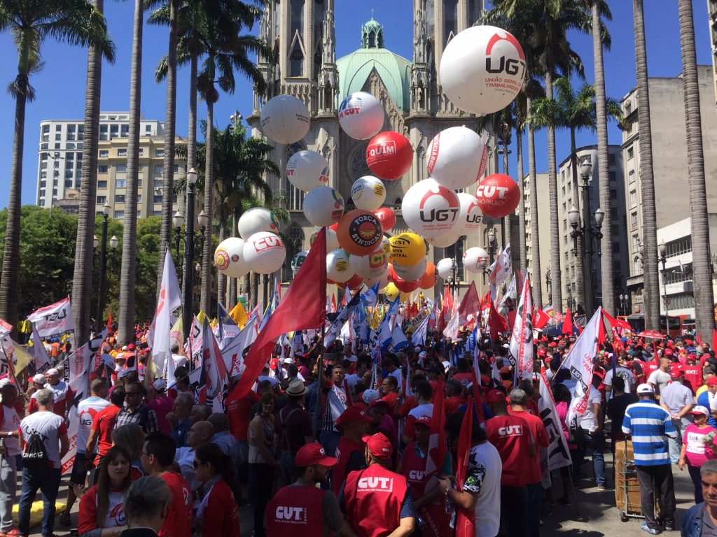 Ato das centrais sindicais na Praça da Sé contra a reforma trabalhista_10//11/2017-_Foto: Paulo Pinto/AGPT