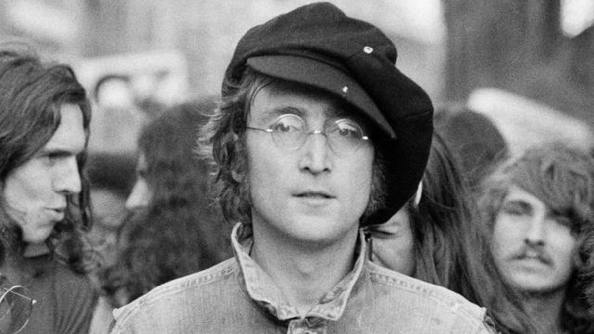Woman - Mulher - John Lennon - tradução 