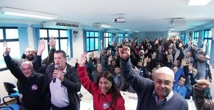 Assembleia de sindicatos de metalúrgicos filiados à Força Sindical Assembleia de sindicatos de metalúrgicos filiados à Força Sindical