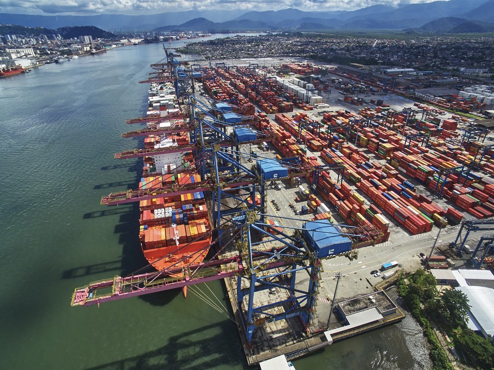 Recuo nas atividades de gestão de portos e terminais e de transporte rodoviário de cargas influenciou o resultado negativo. 