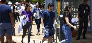 Prazo para pedir isenção da taxa de inscrição do Enem termina hoje