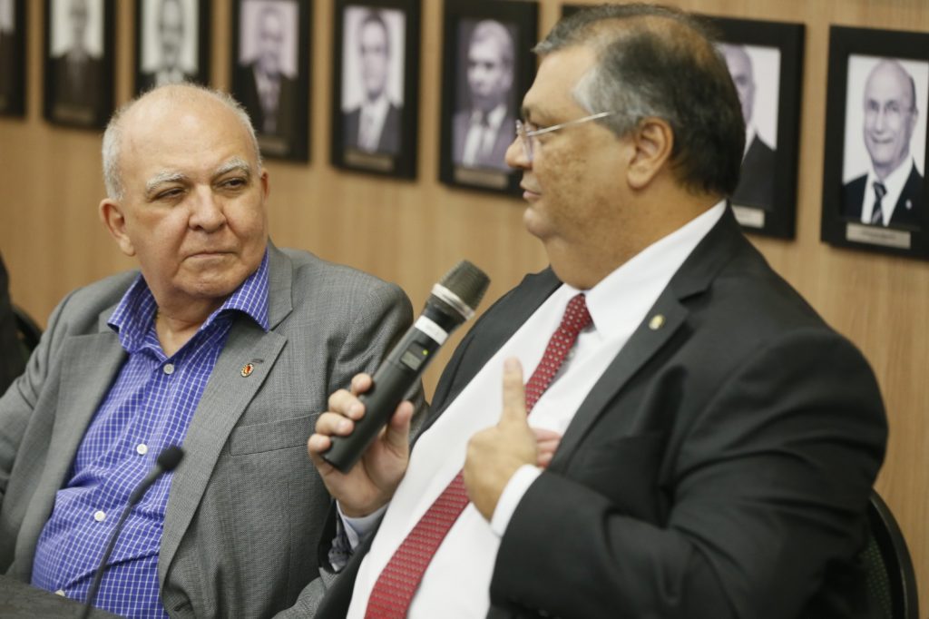 Flávio Dino e Miguel Torres participarão do seminário dos servidores públicos