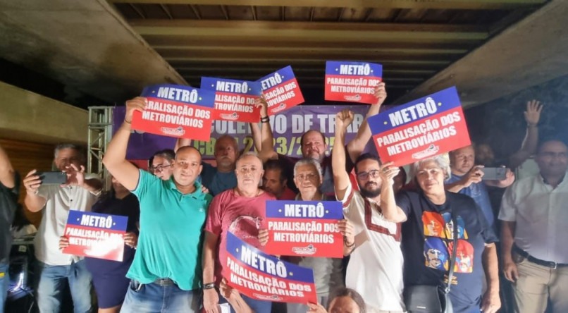 Metroviários iniciam paralisação no Recife