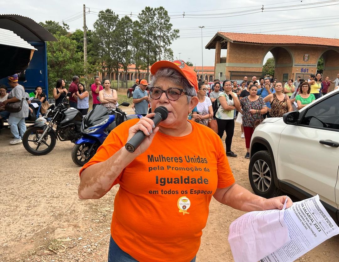 Greve na Giannini: no comando a presidente do Sindicato Maria Auxiliadora dos Santos