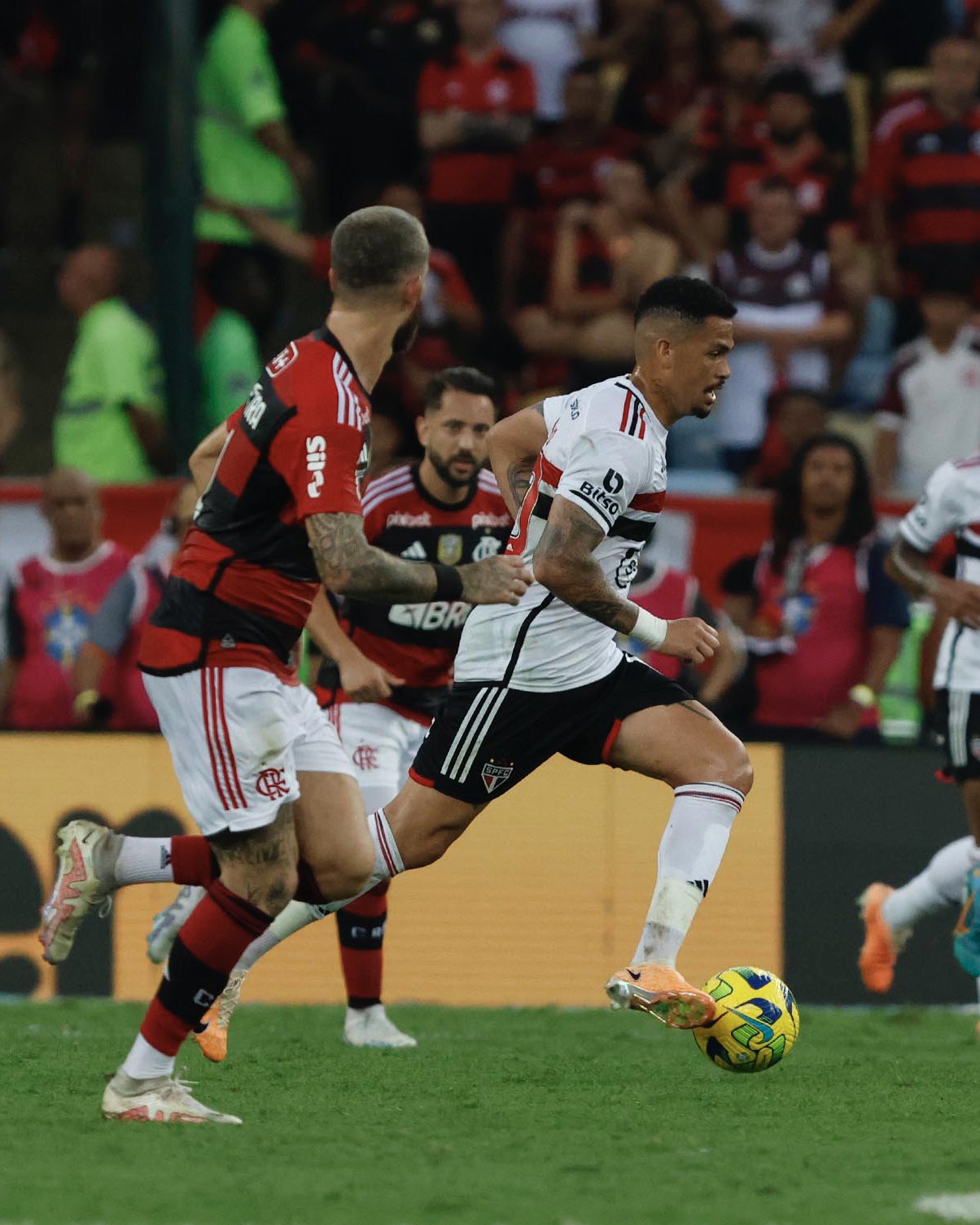 São Paulo sai na frente na disputa da Taça Brasil com o Flamengo/Foto: Twitter @SaoPauloFC