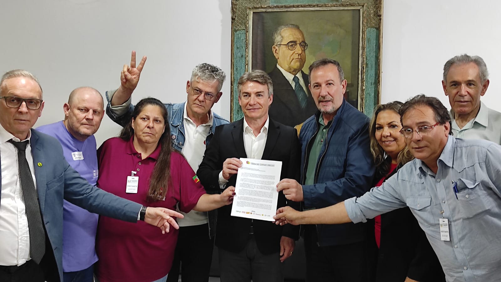 Centrais sindicais cobram votação do PL do mínimo no RS