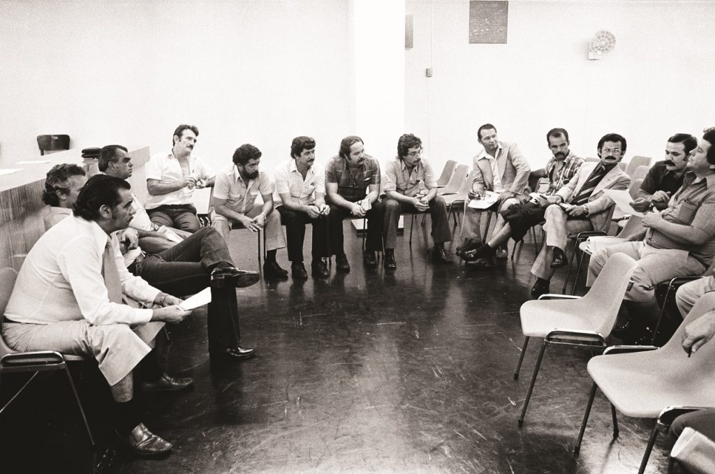 Reunião de sindicalistas em 1979, entre eles, Joaquim dos Santos Andrade, Lula, Jacob Bittar, Hugo Perez, Enos Amorina, Djalma Bom/Foto: Iugo Koyama