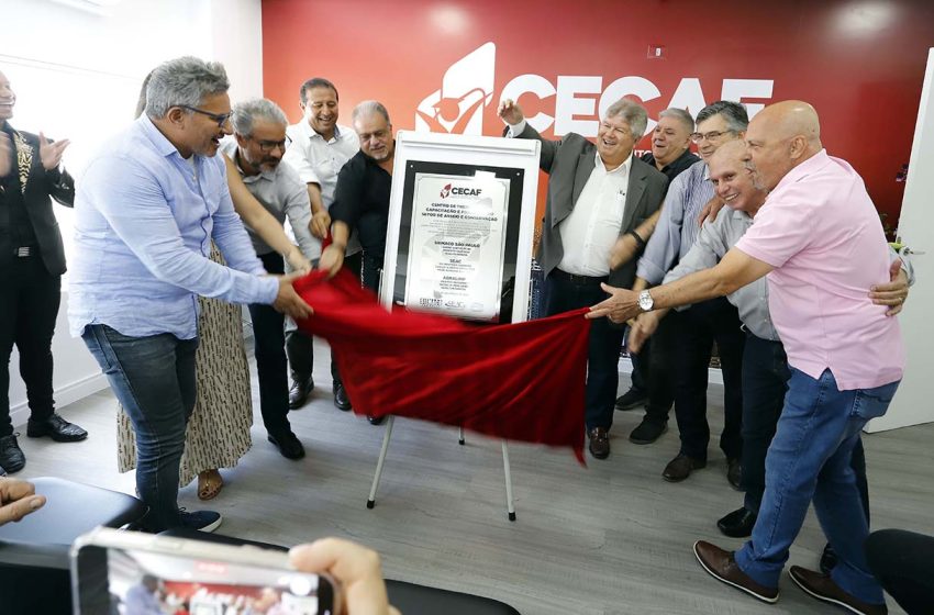 SIEMACO-SP e entidades patronais inauguram o CECAF