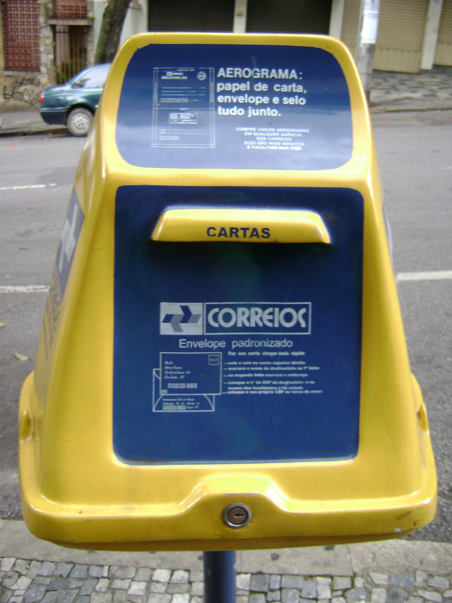 Caixa de correio em Belo Horizonte em 2009. Foto: Andrevruas