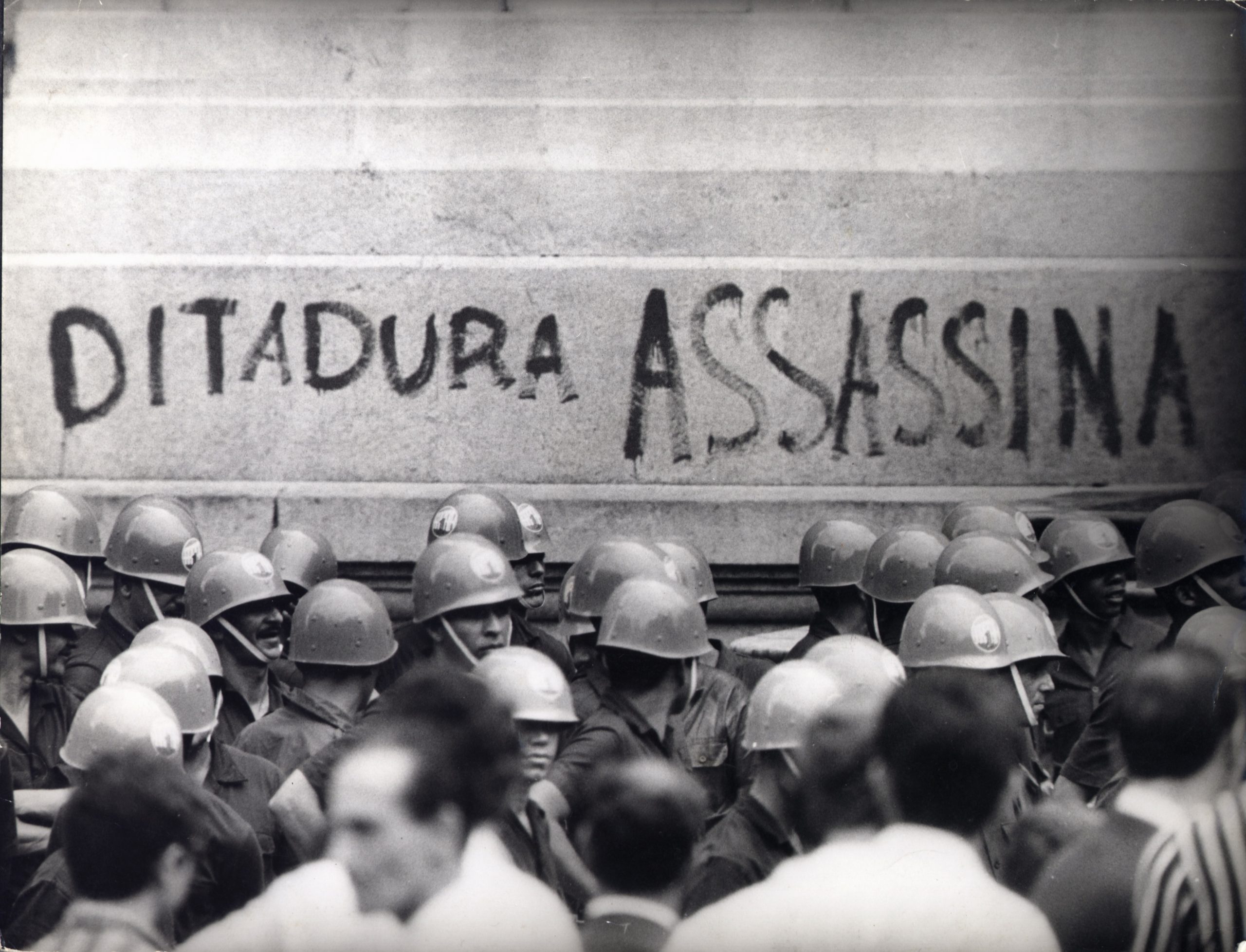 60 anos do golpe: Manifestação no Rio de Janeiro em 1968. 