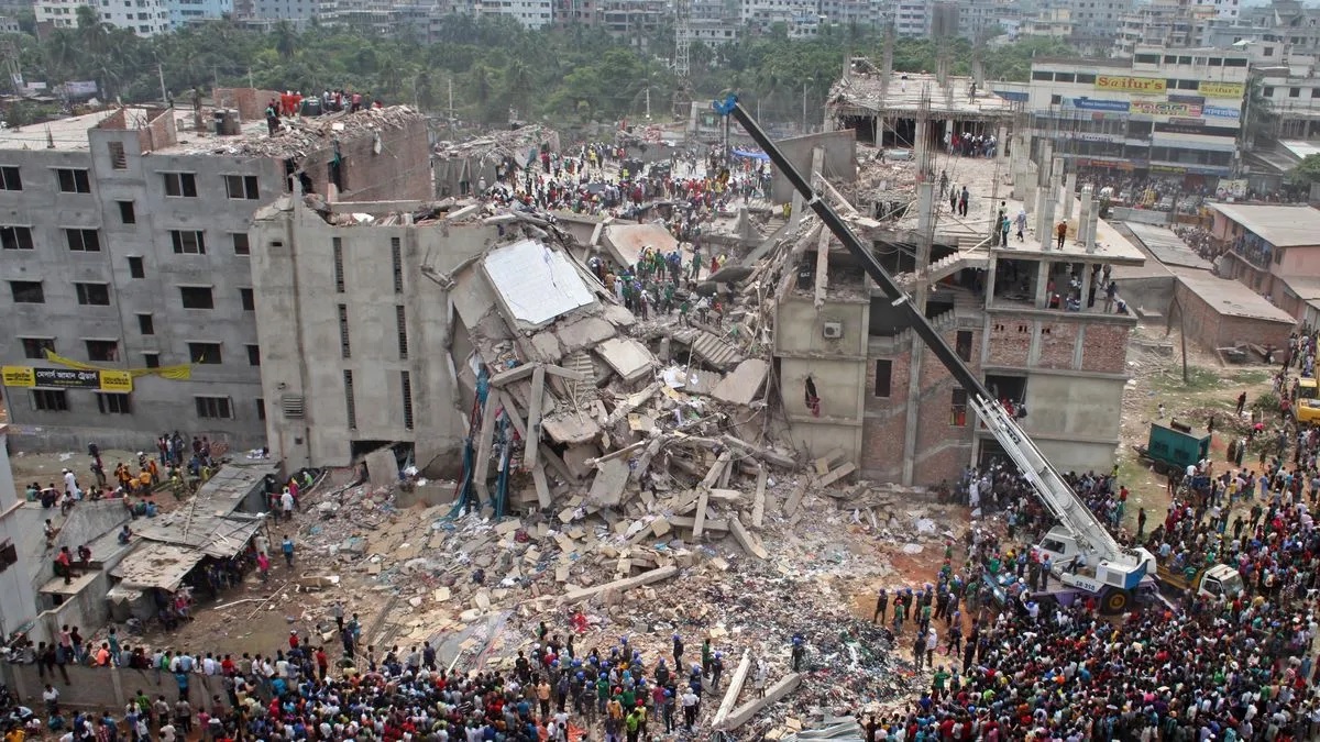Desastre do Rana Plaza em Bangladesh, 2013.