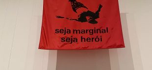 Seja Marginal, Seja Herói, obra de Hélio Oiticica, de 1968, está na lista cultural de resistência à ditadura militar.