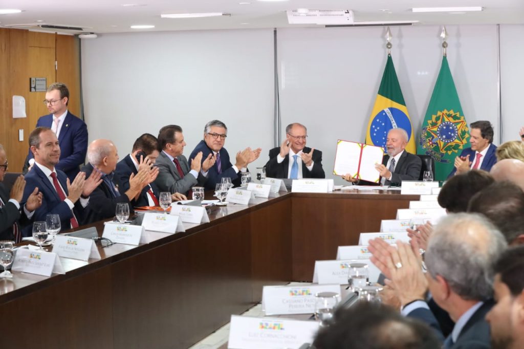 Presidente Lula sanciona lei para acelerar modernização da indústria nacional