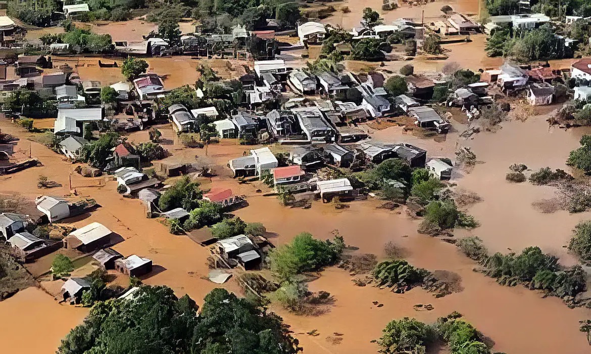 Tempestades sem precedentes causam enchentes no Rio Grande do Sul.