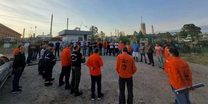 Trabalhadores começam a deliberar sobre estado de greve e mobilizações na Petrobrás