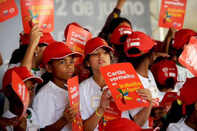 Campanha Cartão Vermelho ao Trabalho Infantil. Foto: Antônio Cruz, EBC, 2017.