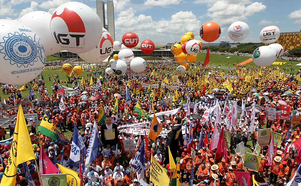 Manifestação dos trabalhadores com seus sindicatos em Brasília