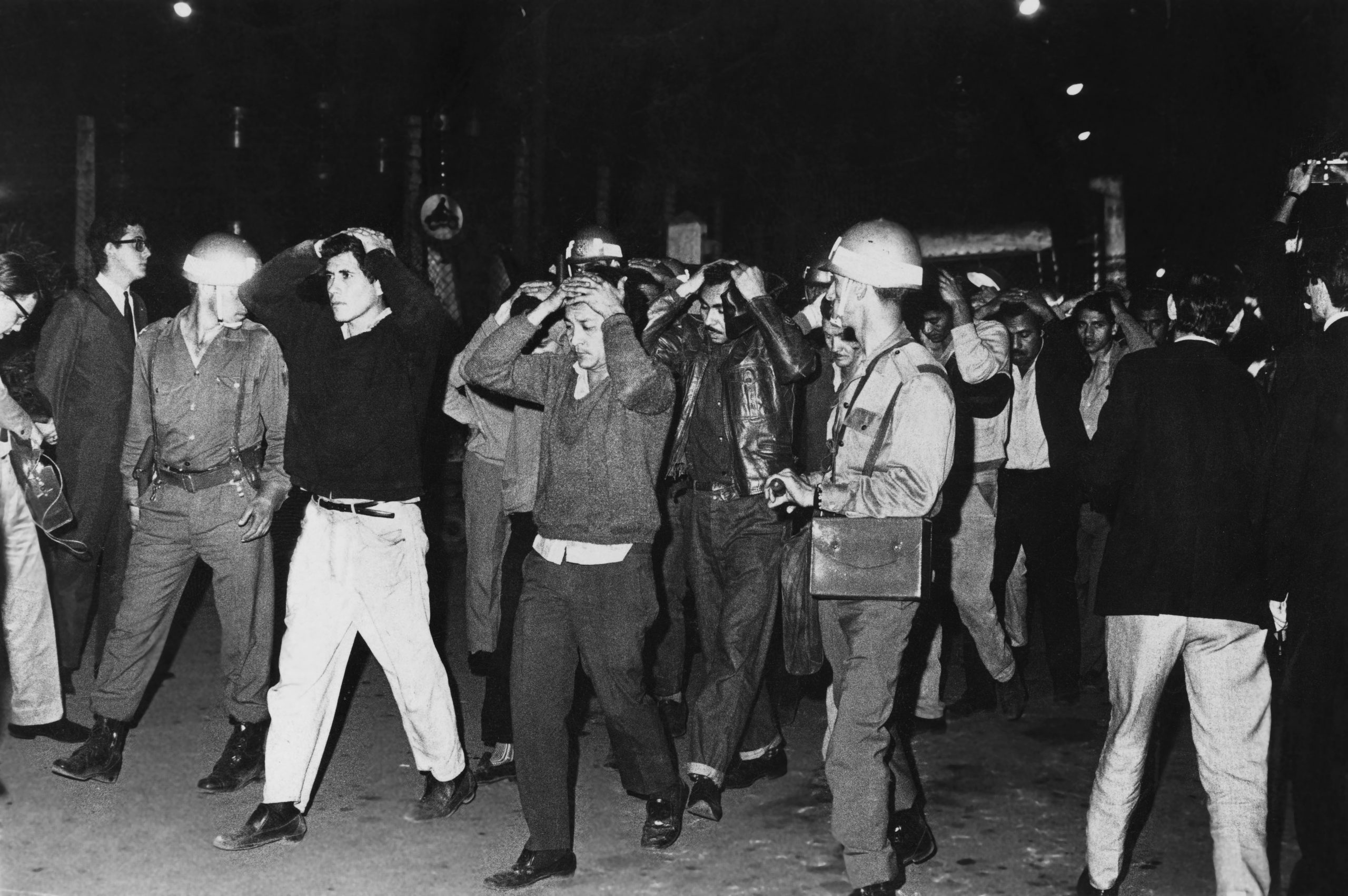 Metalúrgicos de Osasco: grevistas reprimidos pelo Exército na greve de 1968/Foto: Agência Estado