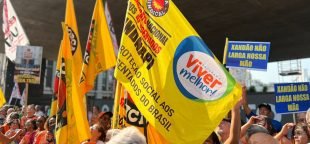 Diretores e associados fortalecem ato pela Revisão da Vida Toda