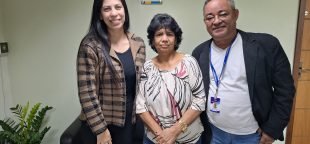 Viúva de trabalhador recebe pagamento de diferenças de feriados