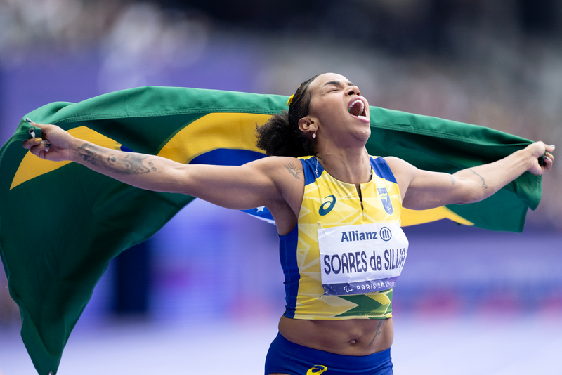 Rayane Soares da Silva medalha de ouro nas Paralimpíadas de Paris 2024. Foto Douglas Magno