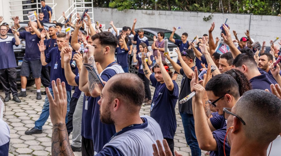 Trabalhadores da Usimaza garantem aumento real e ampliação de direitos