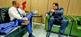 Chicão conversa com ministro Alexandre Silveira