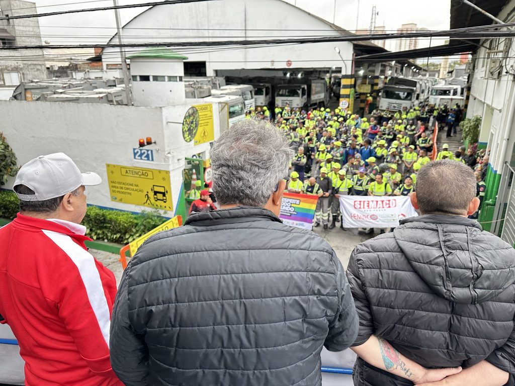 Trabalhadores aprovam reajuste de 4,5% nos salários e 5% nos benefícios em assembleias realizadas pelo SIEMACO-SP