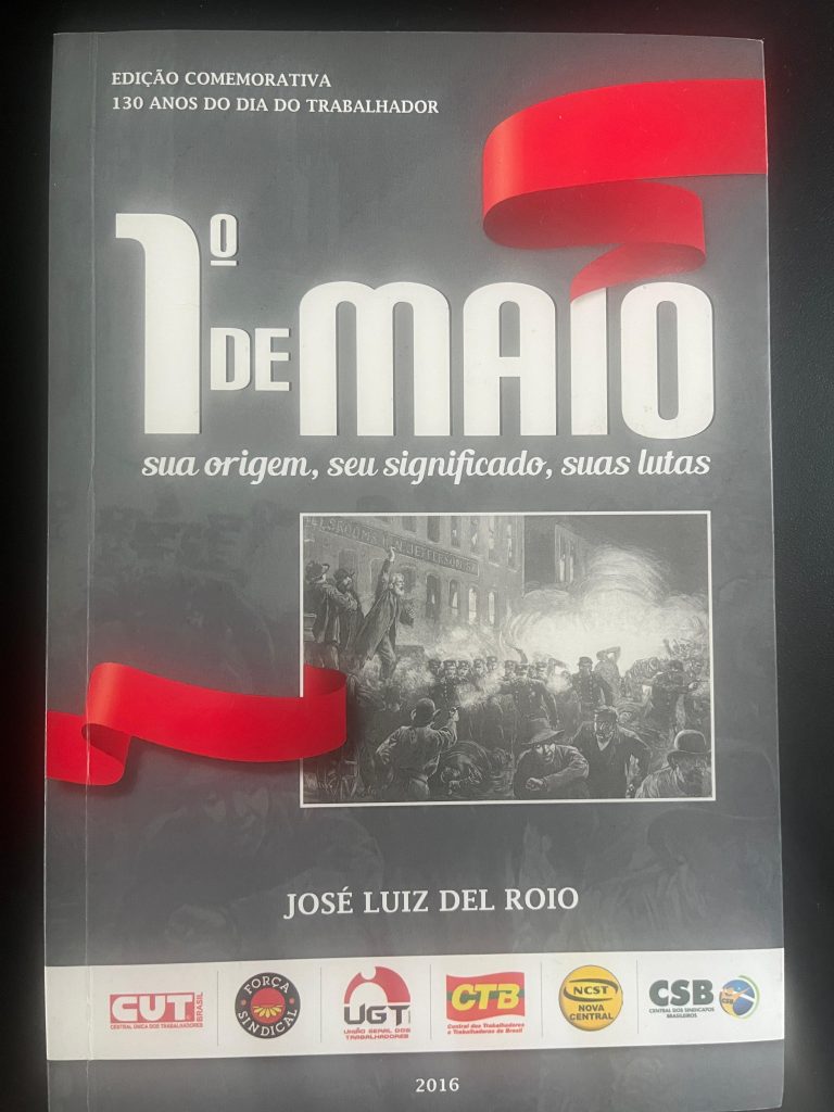 Redução da jornada: o livro conta a história em que foi conquistada ao longo do século