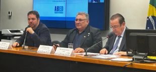 Luiz Arraes participa de audiência pública sobre impactos da reforma trabalhista aprovada em 2017