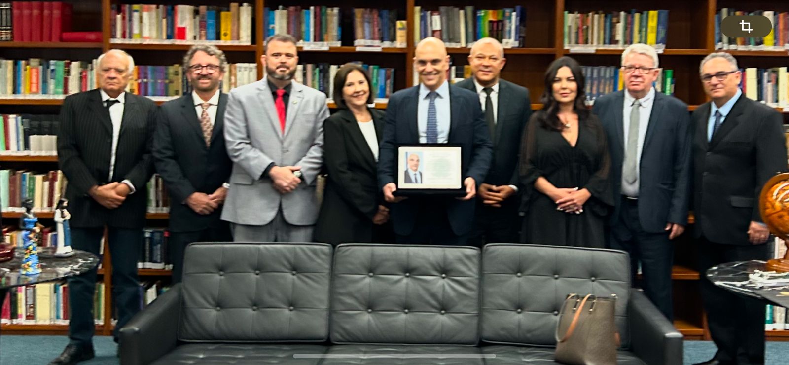 Movimento Delegados pela Democracia homenageia Alexandre de Moraes por 'coragem' na defesa da democracia