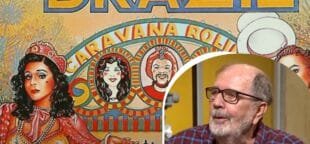 Cacá Diegues e o cartaz do filme Bye Bye Brasil.