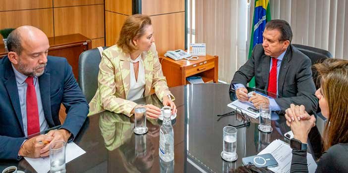 Brasil e OIT fortalecem parceria por justiça social e igualdade de oportunidades Brasil e OIT fortalecem parceria por justiça social e igualdade de oportunidades