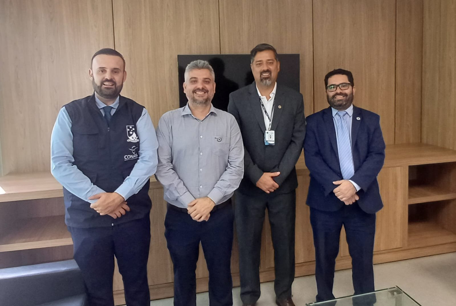 Encontro de representantes do Ministério da Saúde e do Conselho Federal de Enfermagem (COFEN). Encontro de representantes do Ministério da Saúde e do Conselho Federal de Enfermagem (COFEN).