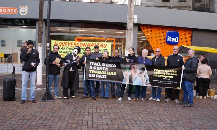 Sindicato protesta contra ataques do Itaú a trabalhadores e sindicalistas