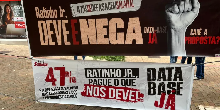 Servidores de Londrina cobram reposição salarial