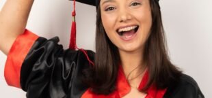 cursos oferecidos pela Fecomerciários beneficiam comerciários, promovendo capacitação profissional gratuita.