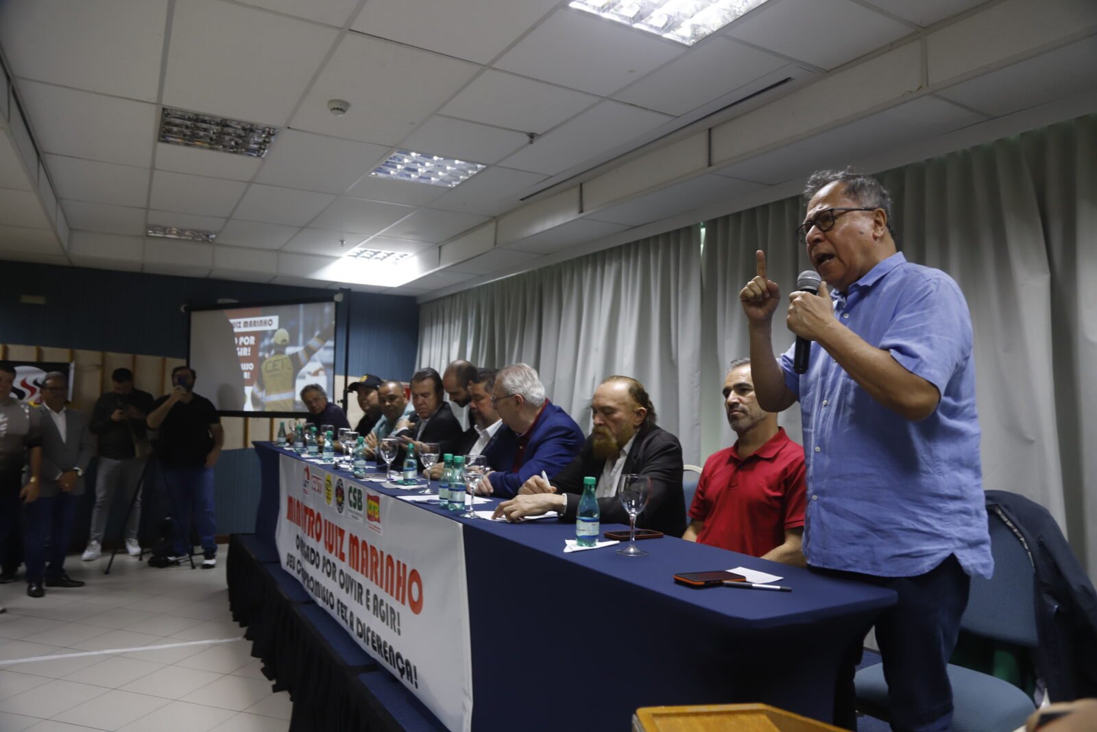 Marinho assina regulamentação histórica para agentes de trânsito no Brasil