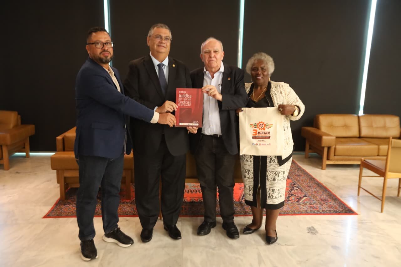 Lideranças sindicais convidam ministros para 3ª Conferência MulherMetal