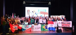 A conferência da UNI Global em Praia Grande marcou a eleição de Maria das Graças como vice-presidente.