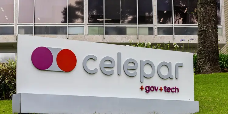 Celepar anuncia PDV sem aprovação da categoria