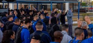 Metalúrgicos da Latecoere rejeitam proposta da Fiesp