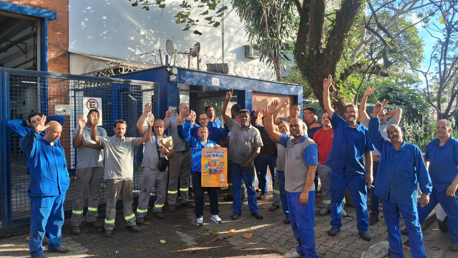 Metalúrgicos de SP realizam assembleias pela campanha salarial - Diretor Amaro na Mavi Máquinas