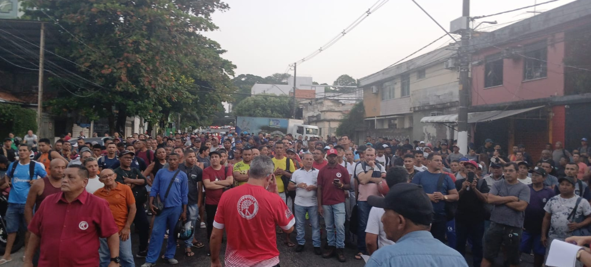 Operários em Belém iniciam paralisação por salários dignos