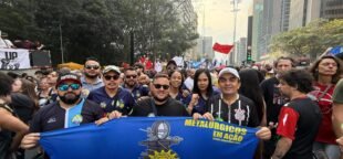 Metalúrgicos de Guarulhos na manifestação contra PEC da Blindagem