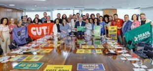 Lula recebe Centrais Sindicais e movimentos sociais. Foto: Ricardo Stuckert / PR